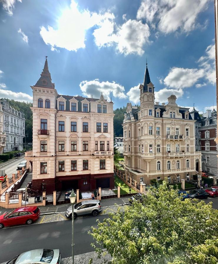 Apartment Erika Karlovy Vary Exterior photo